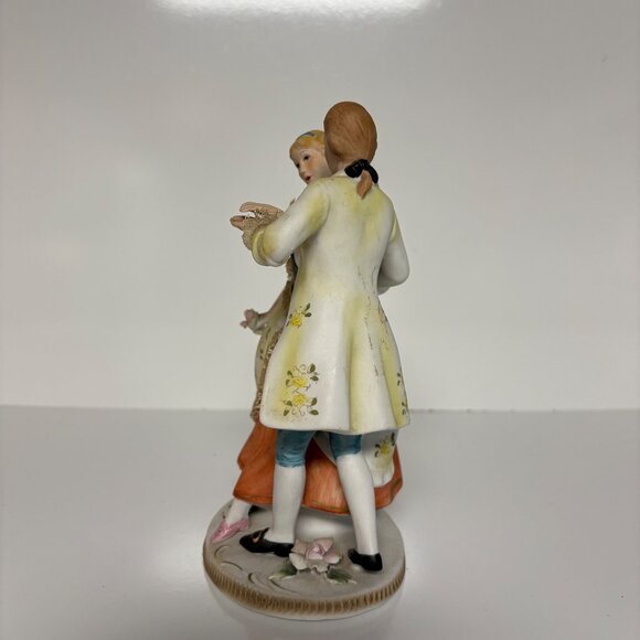 Brinns Porcelain Figurine Victorian Dancing Couple Vintage Japan - Picture 4 of 10
